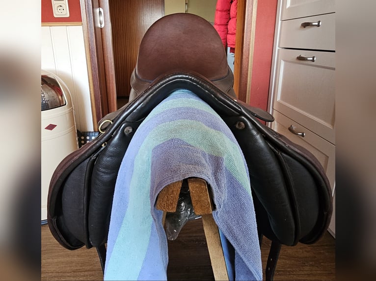 Euroriding ACHAT Dressur 17" 34er Kammer