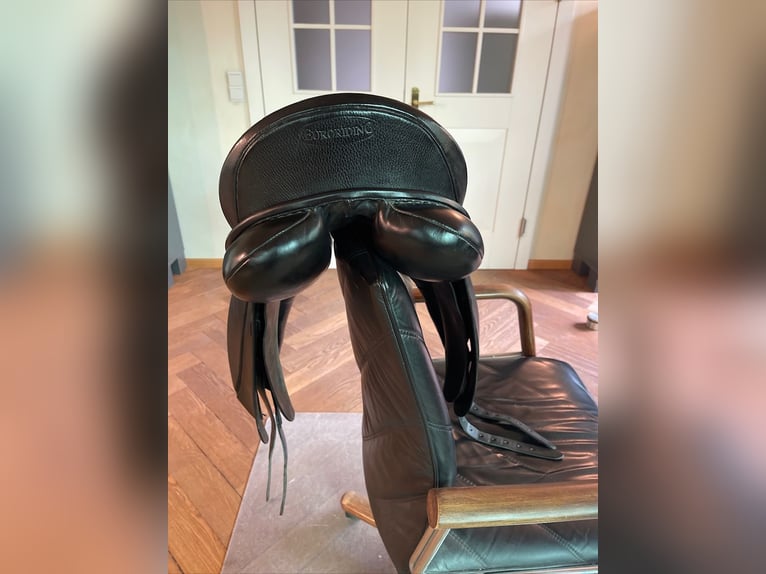 Euroriding Diamant Dressursattel 17,5 Zoll