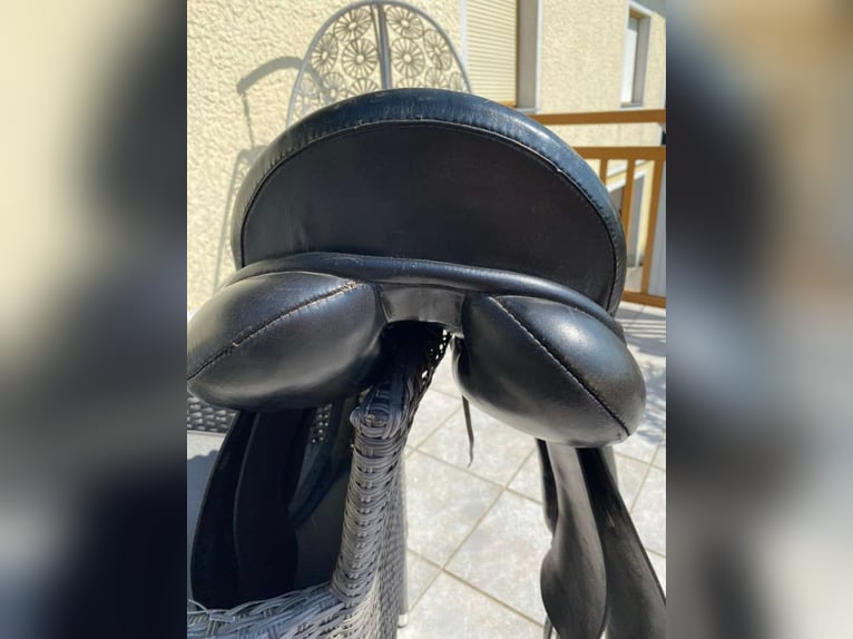 Euroriding Dressursattel
