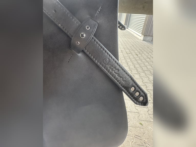 Farrington‘s Dressursattel