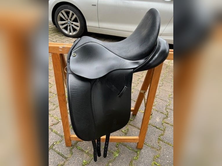 Hintermayer Dressursattel Anatomic Spring Tree 17 Zoll