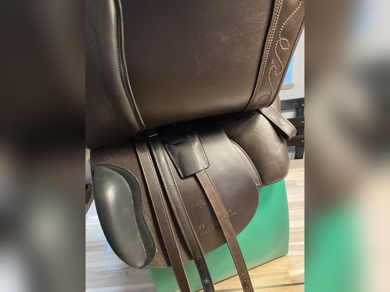 Iberosattel Dressage Andaluz, Sitzgröße 17,5