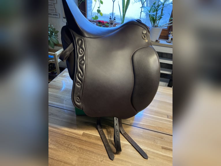 Iberosattel Dressage Andaluz, Sitzgröße 17,5