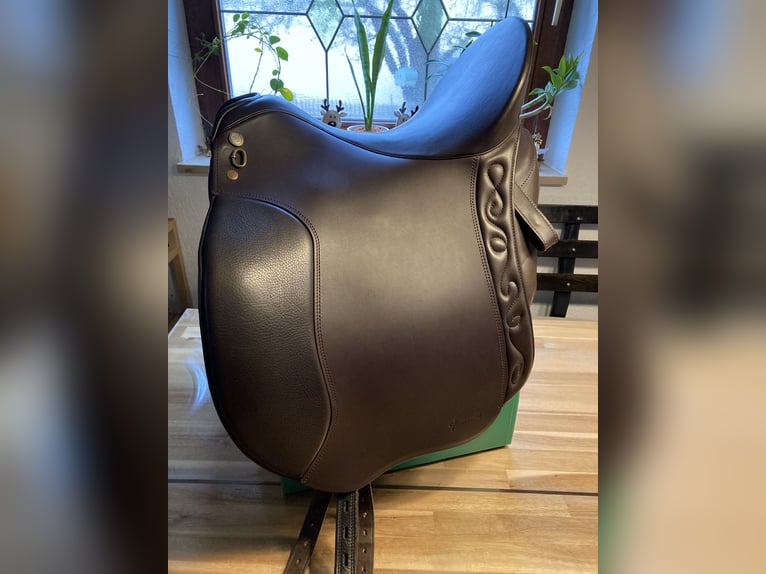 Iberosattel Dressage Andaluz, Sitzgröße 17,5