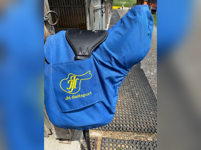 JH Reitsport Dressursattel