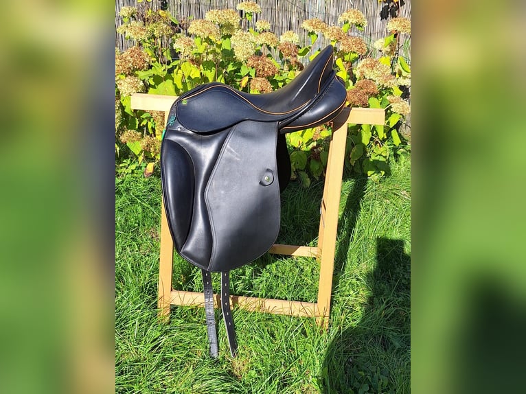 Marjoman Valencia Dressursattel 17,5 Zoll