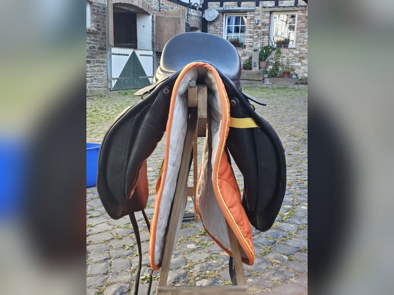 Massimo Dressur II FK 17" Kammerweite 33