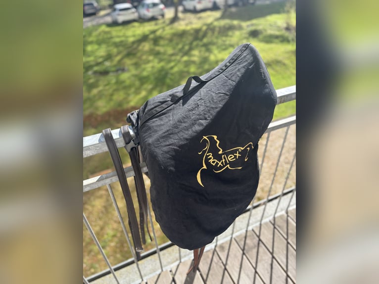 Maxflex Dressursattel Leonard Premium Edition (neuwertig)