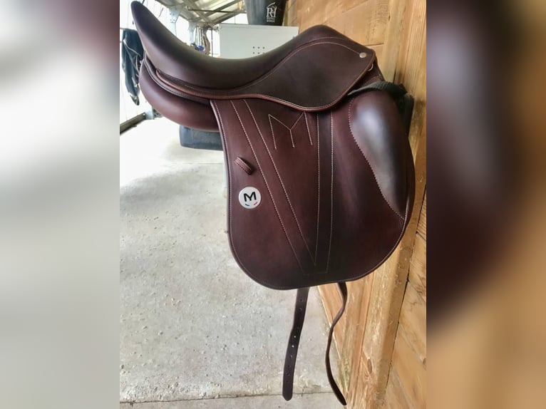 Meyer 17.5 Dressursattel