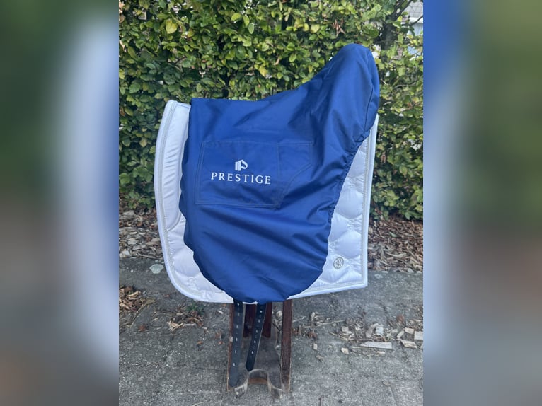 Neuwertigen Sattel Prestige Melody 17“/33 Klett D+1 CPS Monoblatt