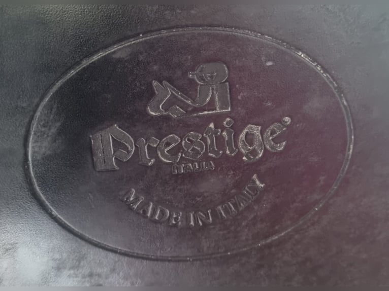 Neuwertiger Prestige Modena 17“(17,5) Dressursattel mit doubliertem Leder