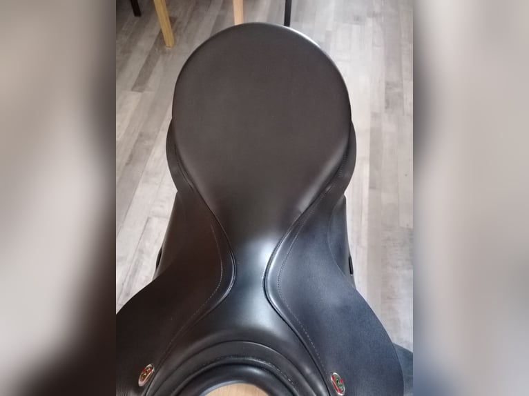 Niedersüß Dressursattel
