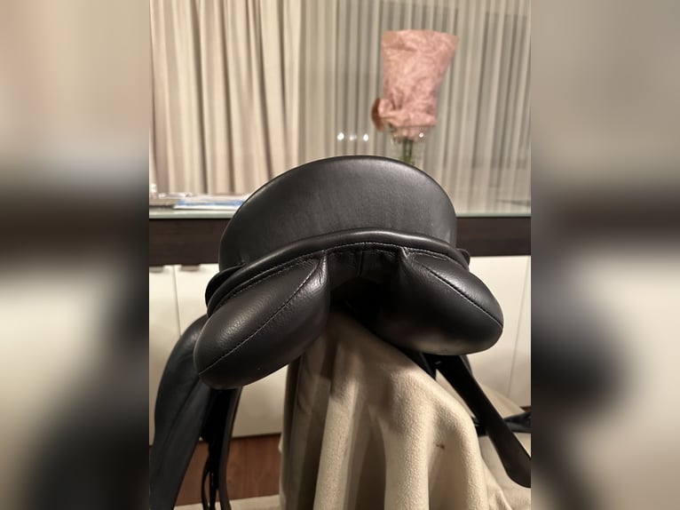 Niedersüß Dressursattel Ouvertüre Victoria