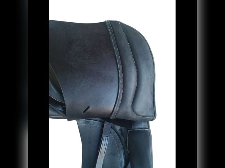 Paso Doble Hakan Alp Dressursattel Working Equitation 17,5 Zoll weite Kammer NP 4000€