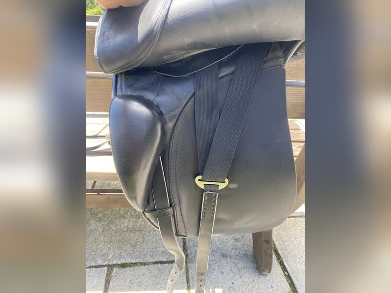 Passier abs Dressursattel 17“ - neuwertig!