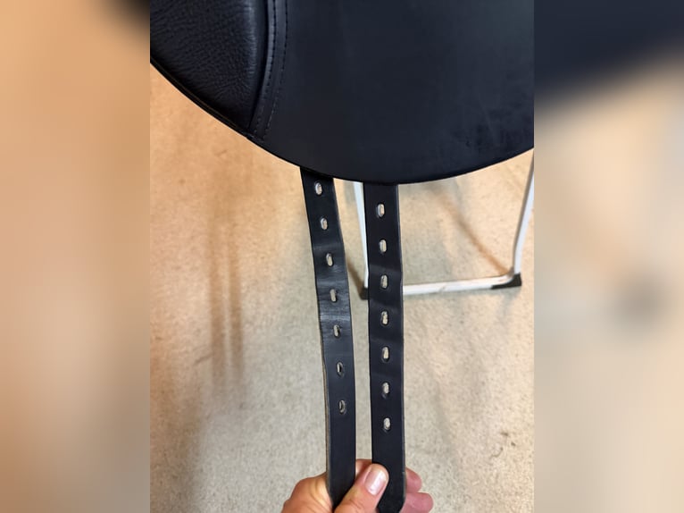 Passier PASSIERBLU Style Dressursattel 18 Zoll – schwarz