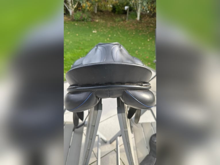 PASSIERBLU Style Dressur-Sattel 17"