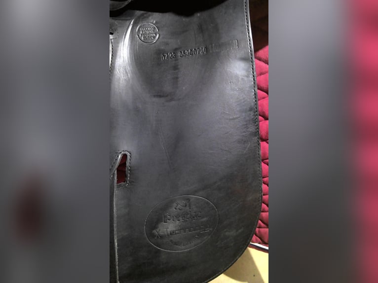 Prestige Dressursattel Philosophy 17 Zoll inkl. Steigbügelriemen