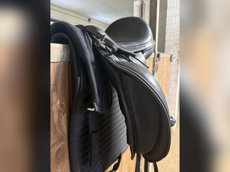 🖤 Prestige Italia X-D2 Dressursattel 18M – Air-System von Carsten Engelke