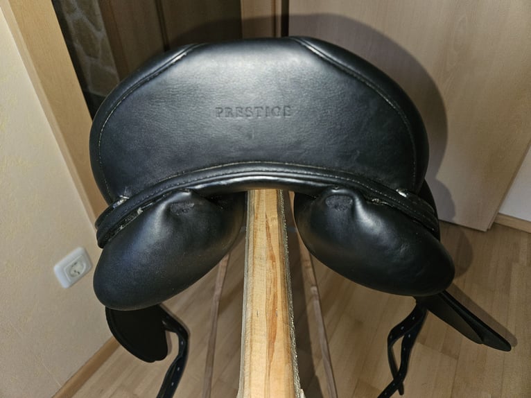 Prestige Lucky Dressage Idol D