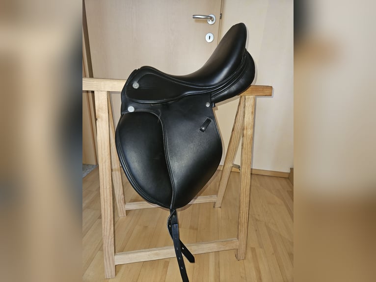 Prestige Lucky Dressage Idol D