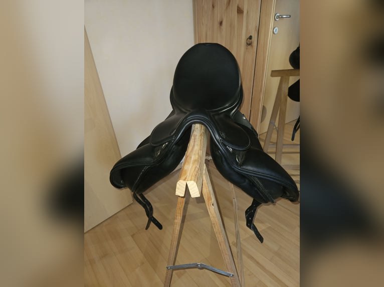 Prestige Lucky Dressage Idol D