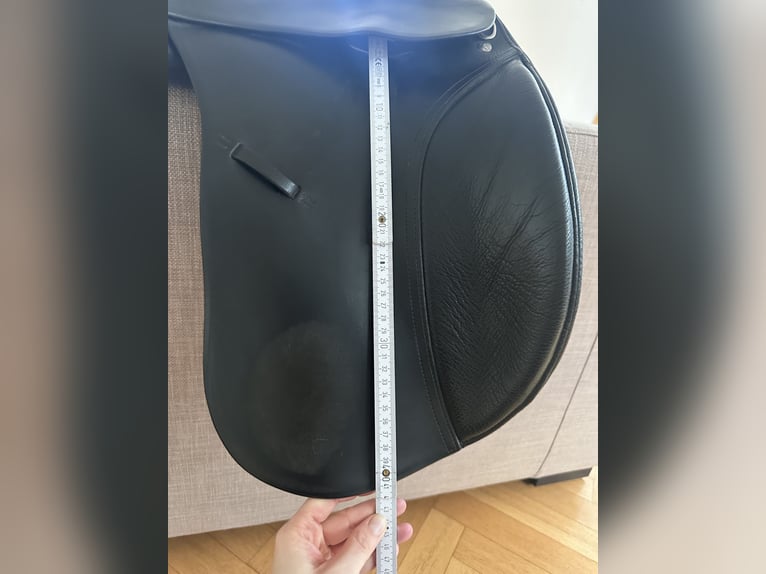 Röösli Dressursattel, kurz