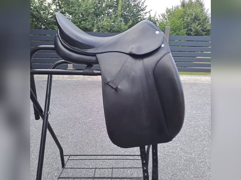 Röösli Dressursattel Rigi Classic, 17"