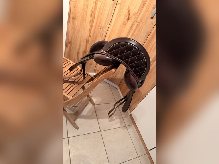 Schleese Sattel Modell Pro Light 0-RW 17