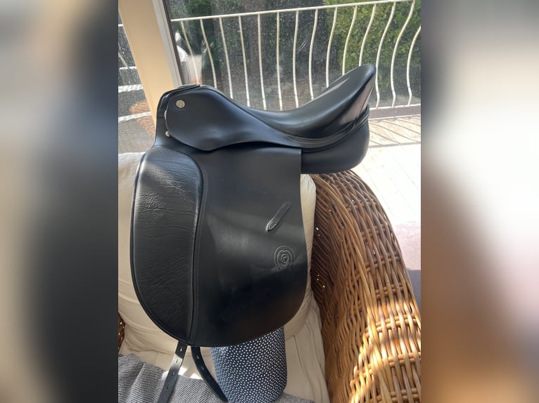 Schumacher dressursattel Dynamik SF 