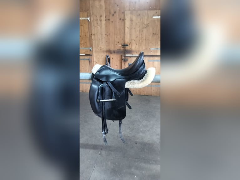 Sehr gepflegter Prestige ROMA Dressursattel