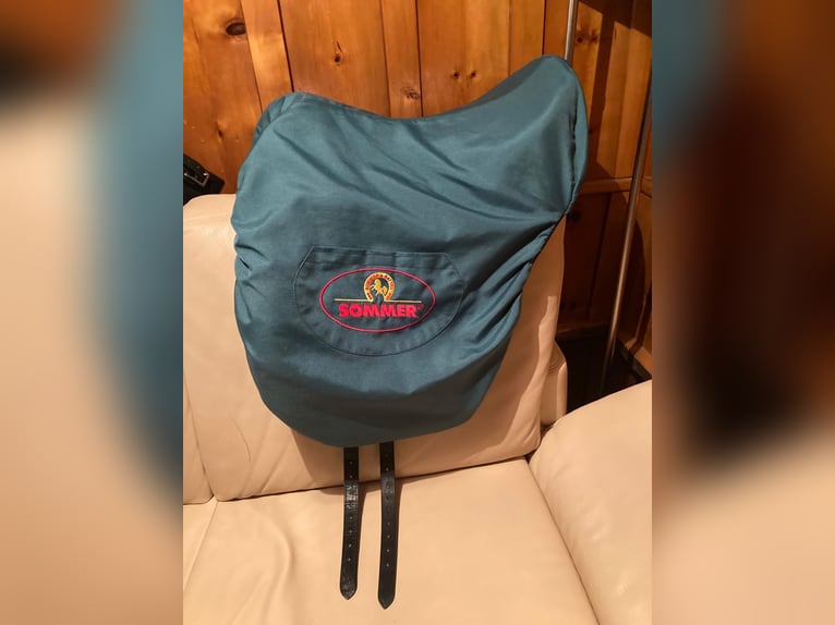Sommer Somero Dressursattel 18“