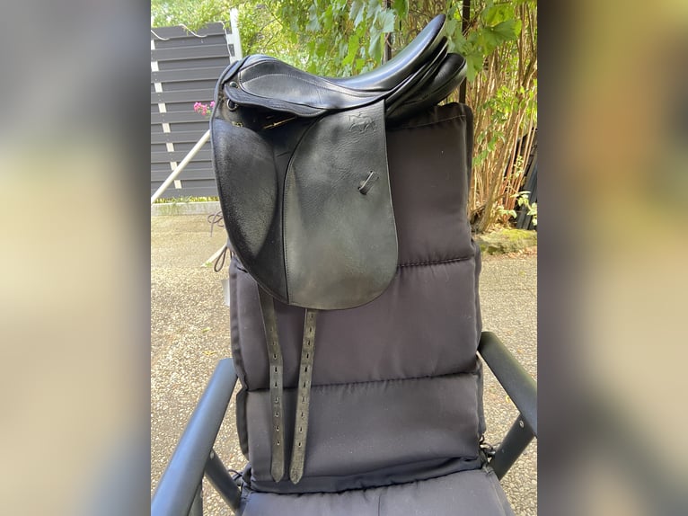 Stübben Dressursattel 16" Zoll