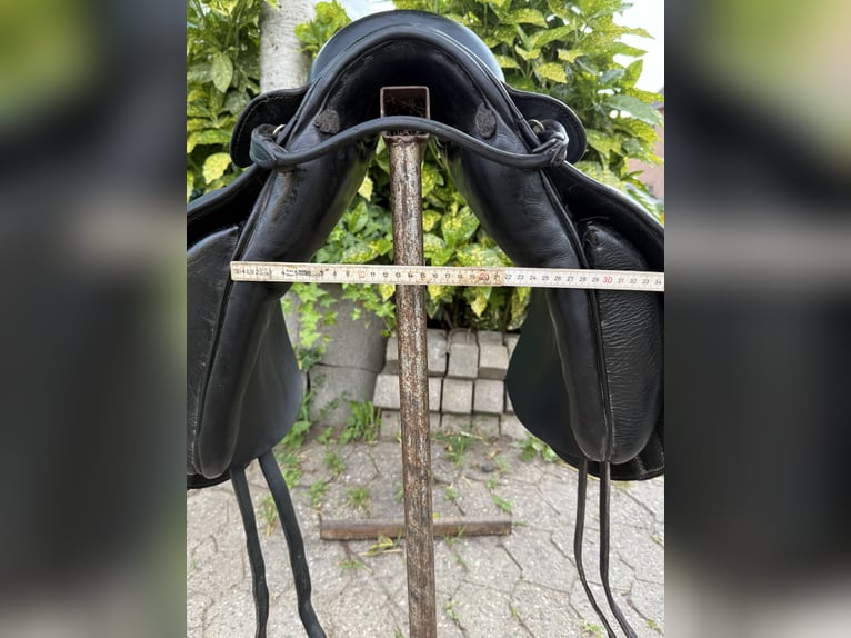 Stübben Tristan de Luxe Dressursattel 17 Zoll