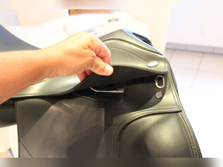 Tekna Dressursattel