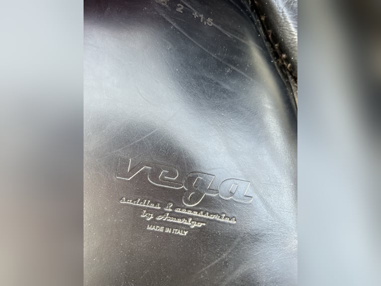 Vega Dressursattel 
