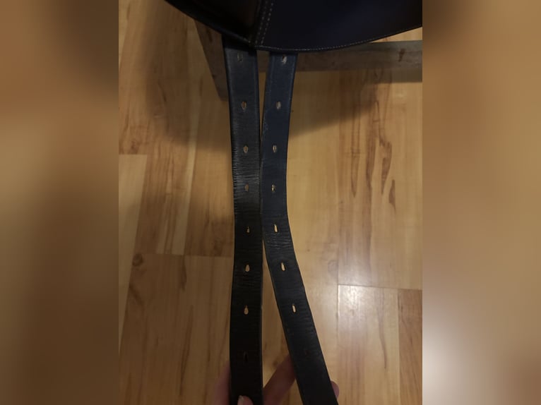 Verkaufe Dressursattel Hemano