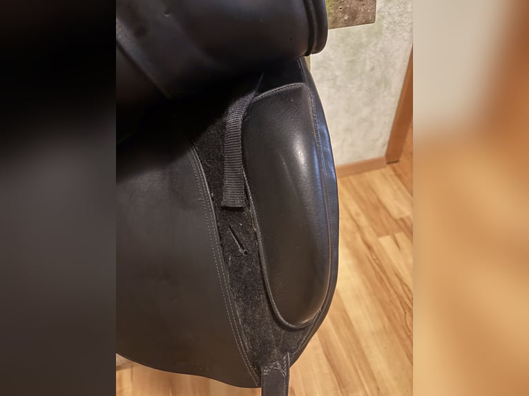 Verkaufe Dressursattel Hemano