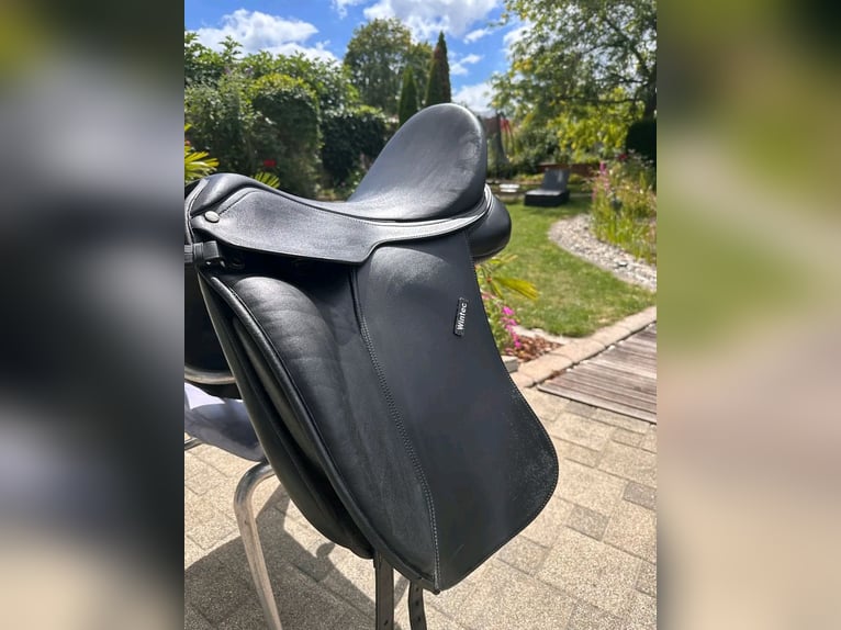 Wintec 500 Dressursattel mit CAIR-System – Größe 17 – neuwertig