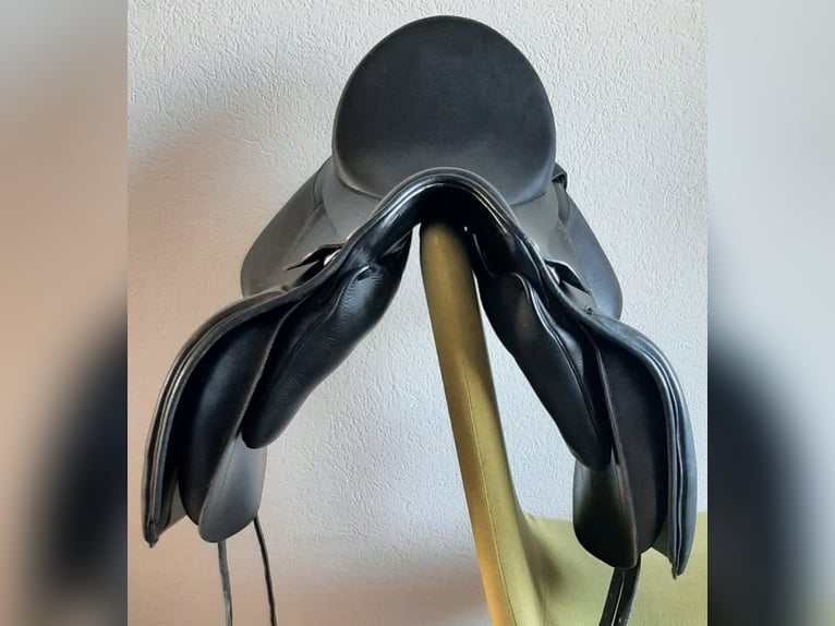 Wunderschöner Iberosattel Cordoba Comfort – Premium line Dressur - wie neu