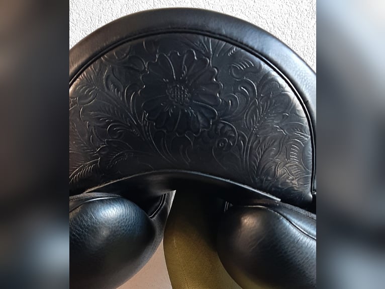 Wunderschöner Iberosattel Cordoba Comfort – Premium line Dressur - wie neu