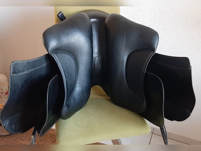 Wunderschöner Iberosattel Cordoba Comfort – Premium line Dressur - wie neu