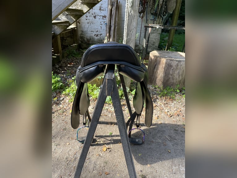 ASE Vario B13 Töltsattel Isländer