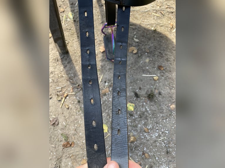 ASE Vario B13 Töltsattel Isländer