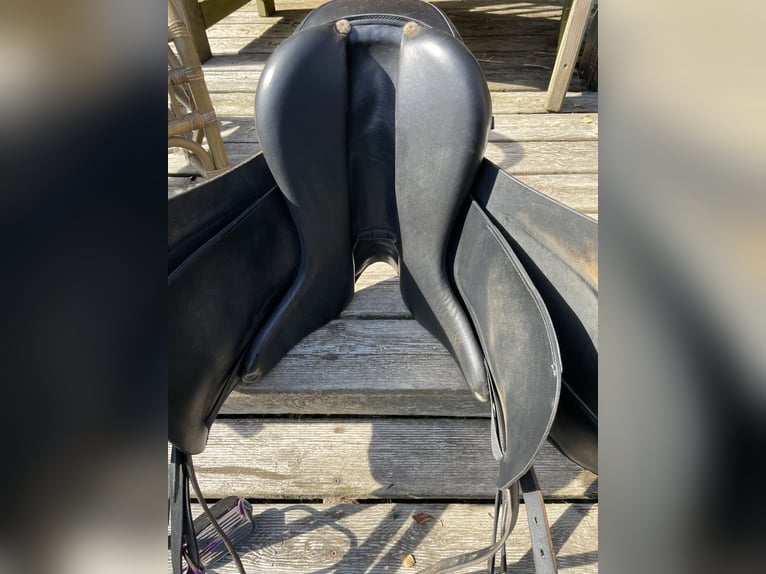 ASE Vario B13 Töltsattel Isländer