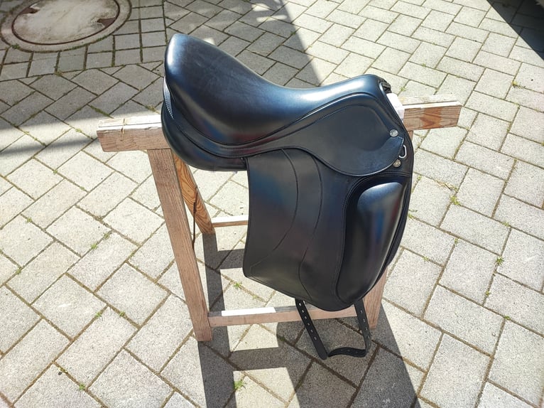 Biete Emporio Iceland Sattel von 2020 - selten genutzt