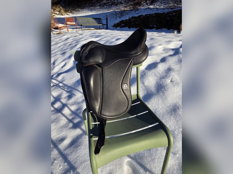 Eques Sattel Expert 17,5 Zoll - nagelneu