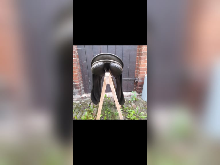Gangpferdesattel, Töltsattel, Rippsattel, Islandsattel