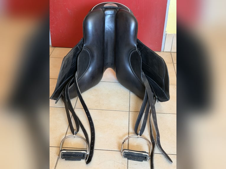 Hilbar Exklusiv De Luxe Anatomic Sattel, 17,5 Zoll