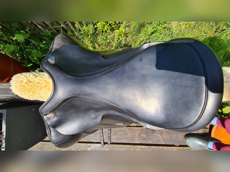 Hilbar Royal Select Anatomic - Sattel von 2021 /17,5 Zoll /KW34
